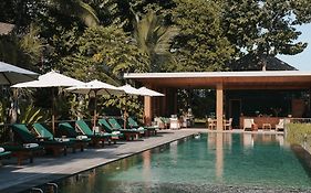 Sanglung Villas & Suites